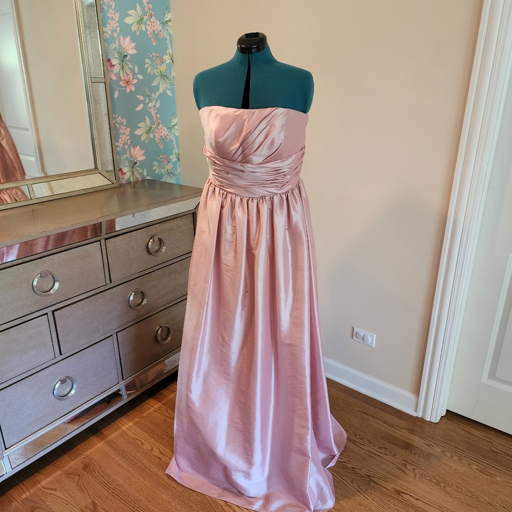 Jordan Blush a-line Bridesmaid Prom dress size 12